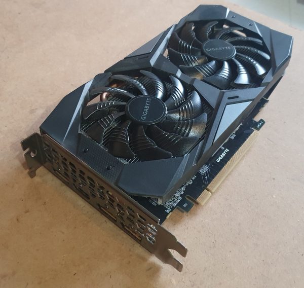 Karta graficzna Gigabyte GeForce GTX 1660 SUPER 6 GB - obrazek 3