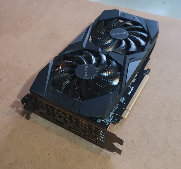 Karta graficzna Gigabyte GeForce GTX 1660 SUPER 6 GB - obrazek 2